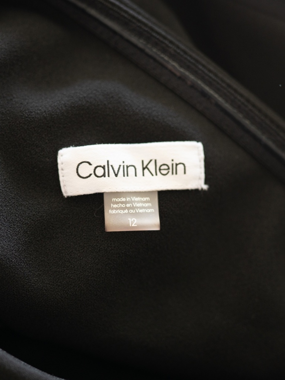 Calvin Klein - One-Shoulder Ruched Gown - Picture 3 of 12